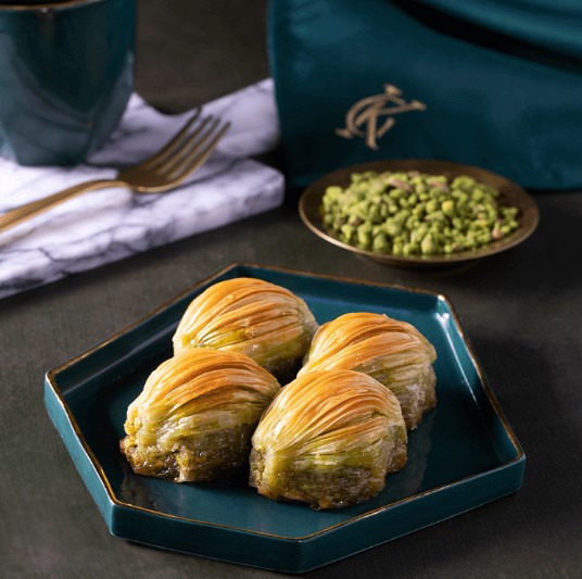 mussel-baklava-with-pistachio-en